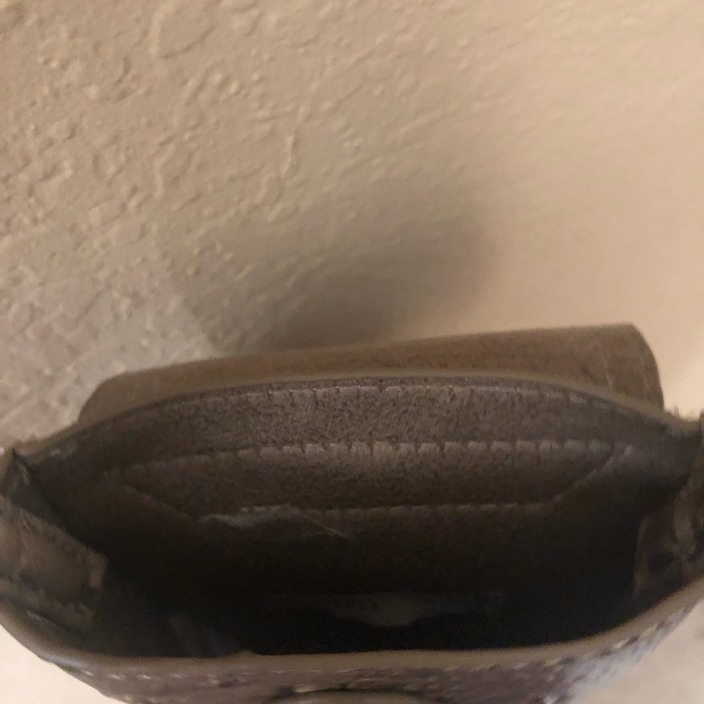 Phone Bag - Picture 4 of 8